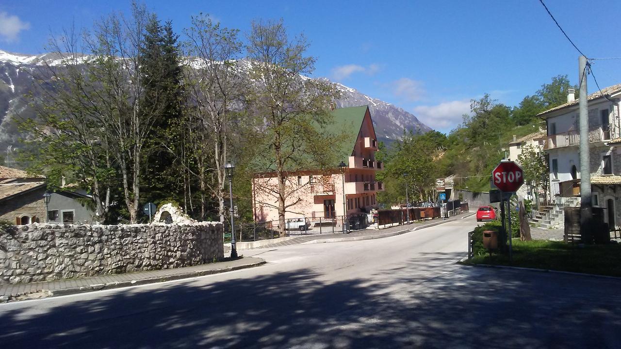 Albergo Parco Della Maiella Сант-Эуфемия-а-Маелла Экстерьер фото